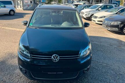 VW Touran 177.000 km 7.999 &euro; Nürnberg 90431