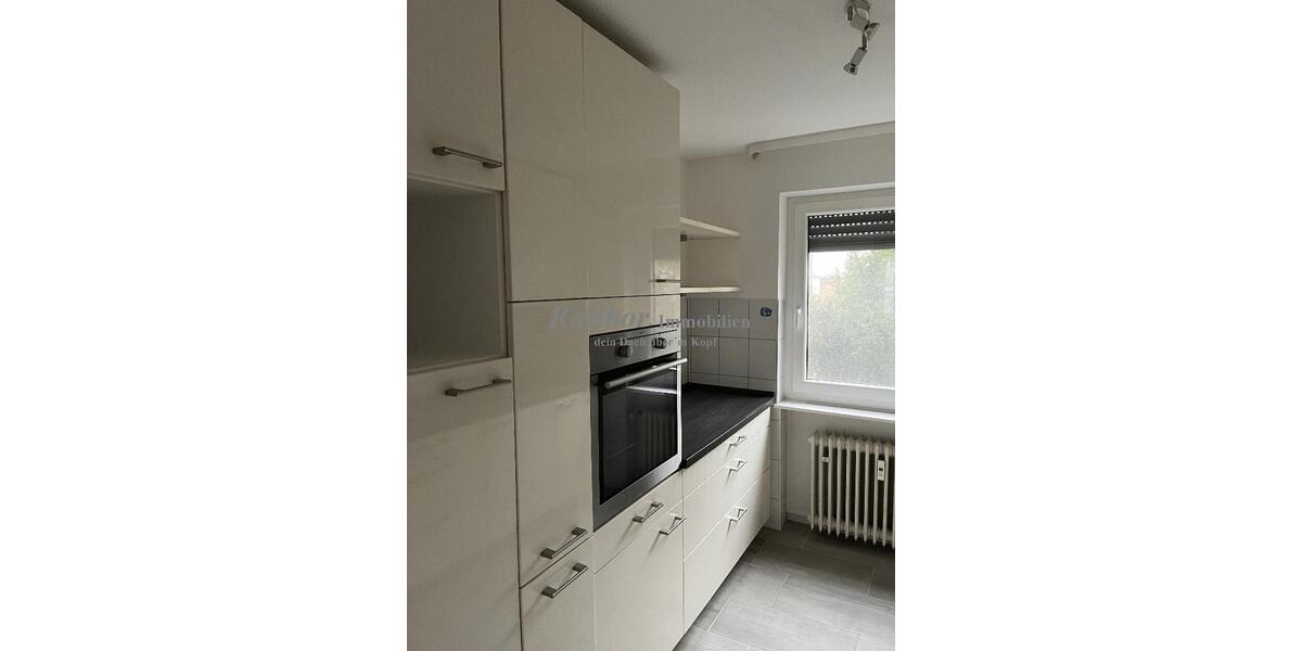 Schön geschnittene 3 Zimmer EG-Wohnung mit großer Terrasse und Garten in ruhiger Wohnlage in RH-Ost 3 zimmer