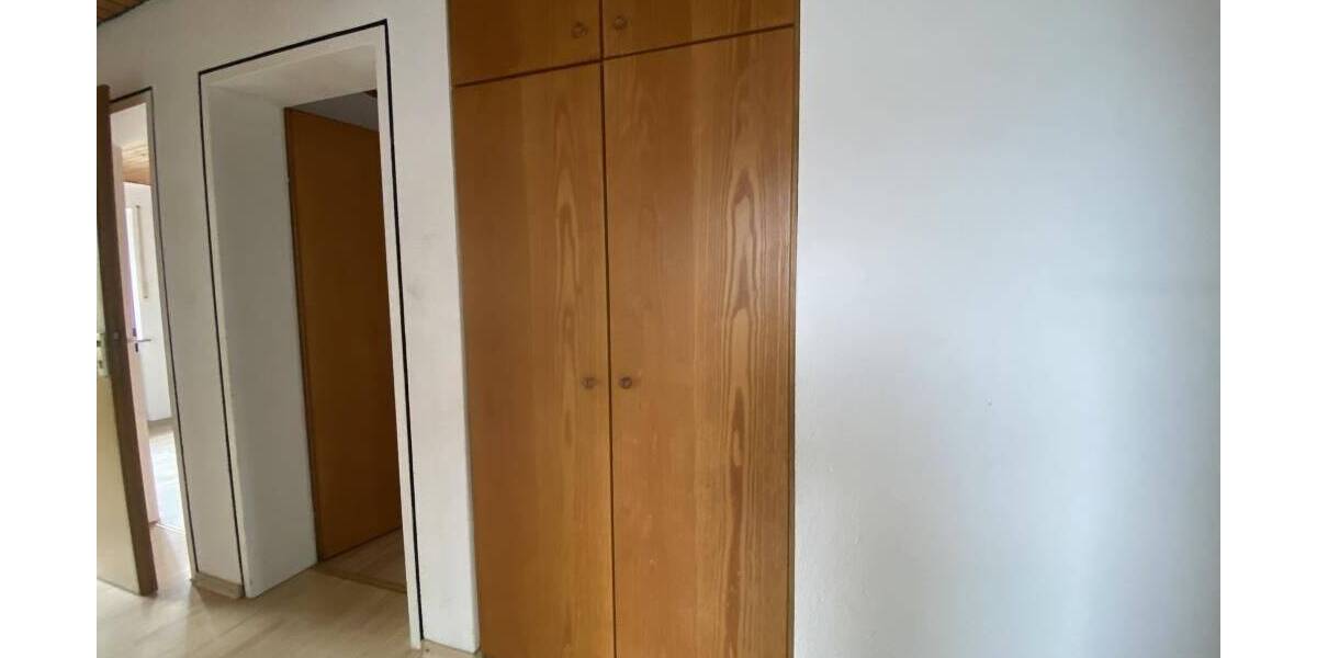 Gemütliche 4-Zimmer-DG-Wohnung 4 zimmer