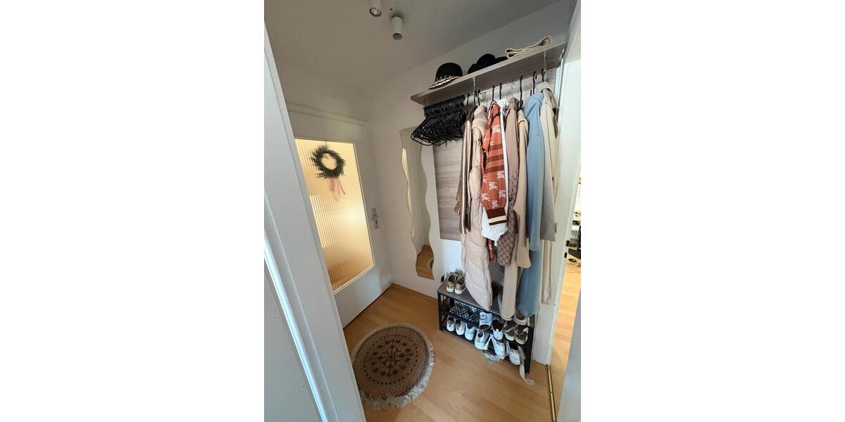 Dachgeschoßwohnung Feucht - 2 Zimmer, 42 m&sup2;, 560&euro; | Angebot:27605118