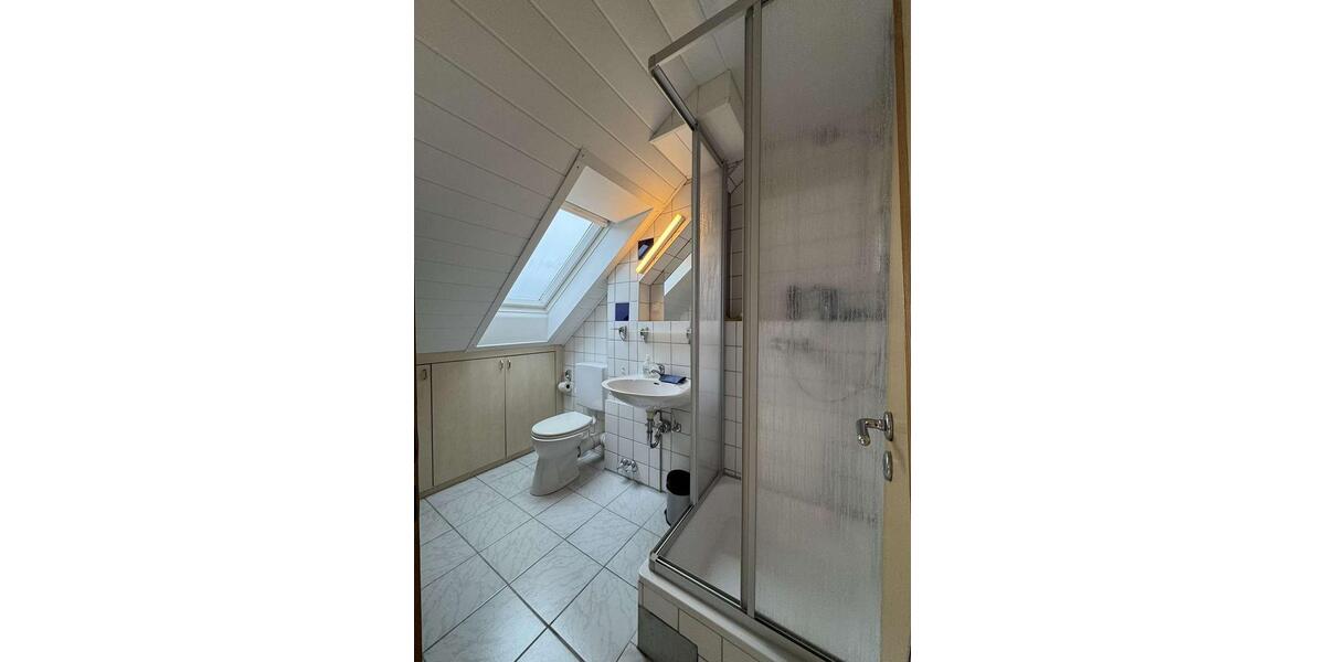 Reihenhaus Zirndorf - 5 Zimmer, 150 m&sup2;, 1.600&euro; | Angebot:25376763