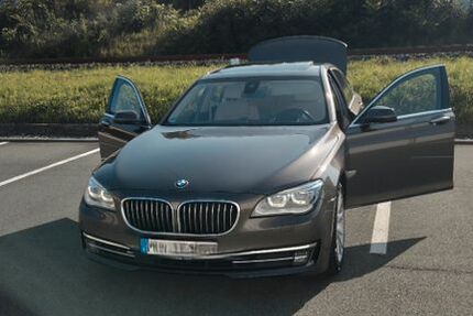BMW 750