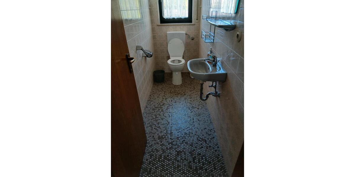 Einfamilienhaus Baiersdorf - 8 Zimmer, 180 m&sup2;, 575.000&euro; | Angebot:26355207