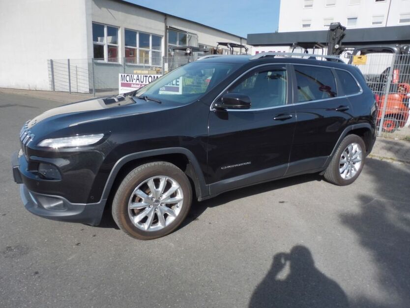 Jeep Cherokee 135.580 km 13.500 € Fürth 90763