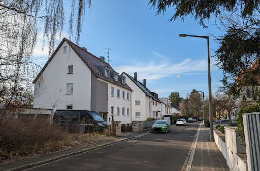 Eckgrundstück in Top-Lage von Nürnberg-Laufamholz zimmer