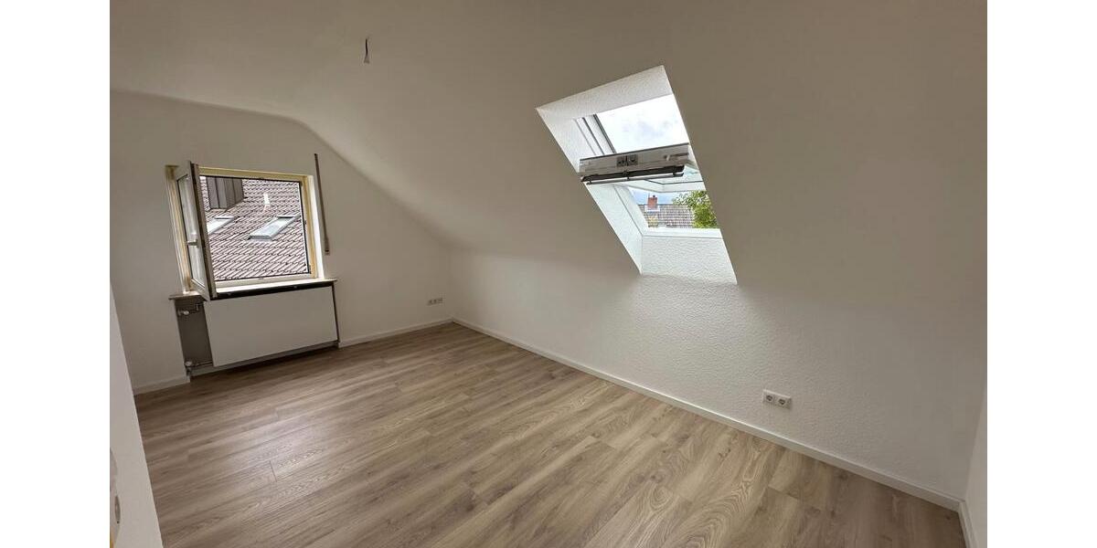 Dachgeschoßwohnung Oberasbach - 3 Zimmer, 51 m&sup2;, 199.000&euro; | Angebot:26995670