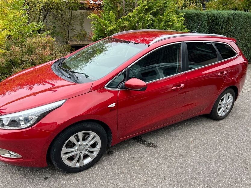 Kia ceed Sportswagon 76.148 km 7.890 € Stein 90547