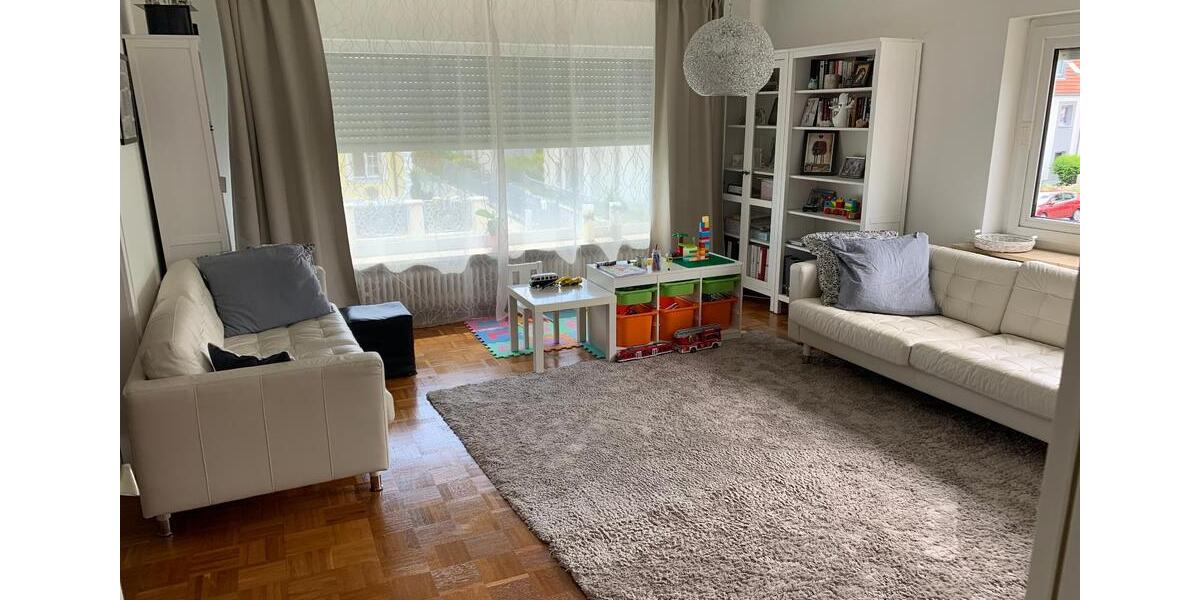 Etagenwohnung Fürth Atzenhof - 4 Zimmer, 122 m&sup2;, 1.550&euro; | Angebot:25256099