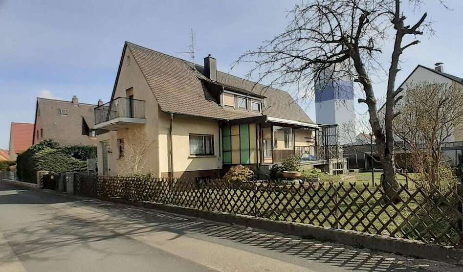 Haus zum Kaufen in Nürnberg 475.000 € 152 m²