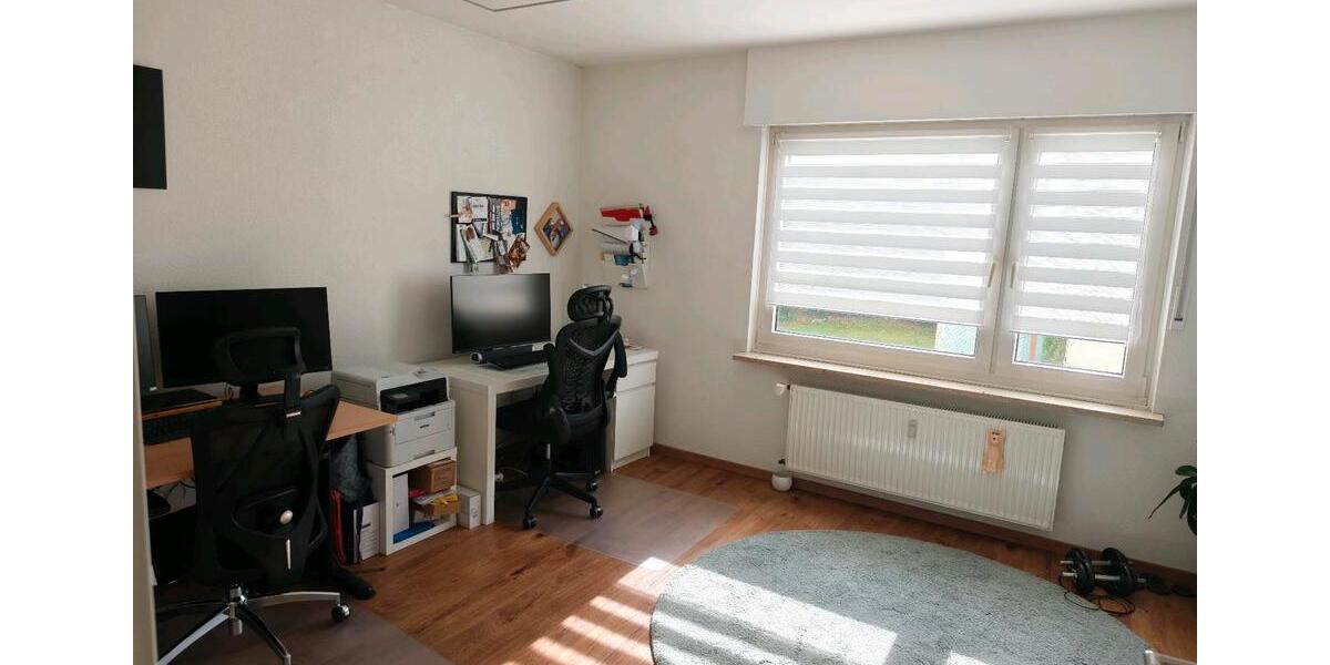 Erdgeschoßwohnung Schwabach - 4 Zimmer, 100 m&sup2;, 1.290&euro; | Angebot:27607556