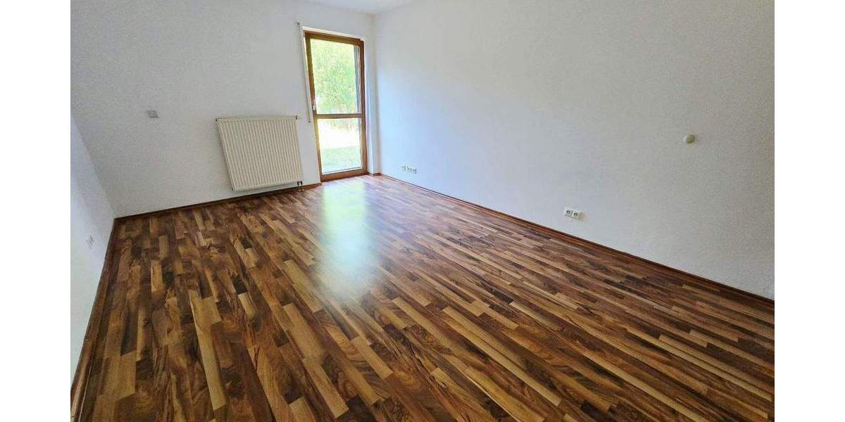 Etagenwohnung Nürnberg Eibach - 3 Zimmer, 90 m&sup2;, 1.200&euro; | Angebot:25245435