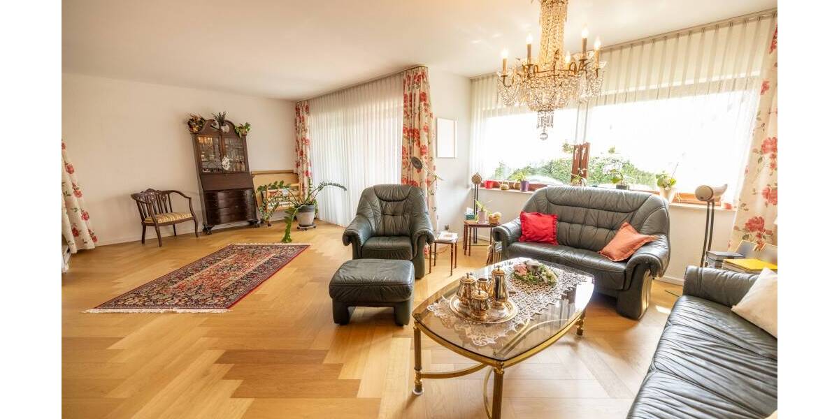 Einfamilienhaus Fürth Burgfarrnbach - 6 Zimmer, 174 m&sup2;, 699.000&euro; | Angebot:26320379