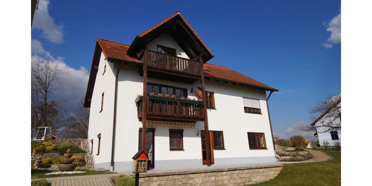 Einfamilienhaus Pyrbaum - 8 Zimmer, 206 m&sup2;, 638.000&euro; | Angebot:26249747