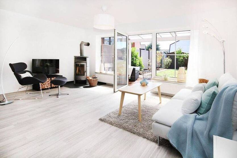 Frisch renoviertes Reihenhaus in Nürnberg-Laufamholz - Perfekt für Familien