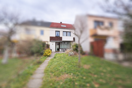 Haus zum Kaufen in Nürnberg 470.000 € 144 m² 6 zimmer