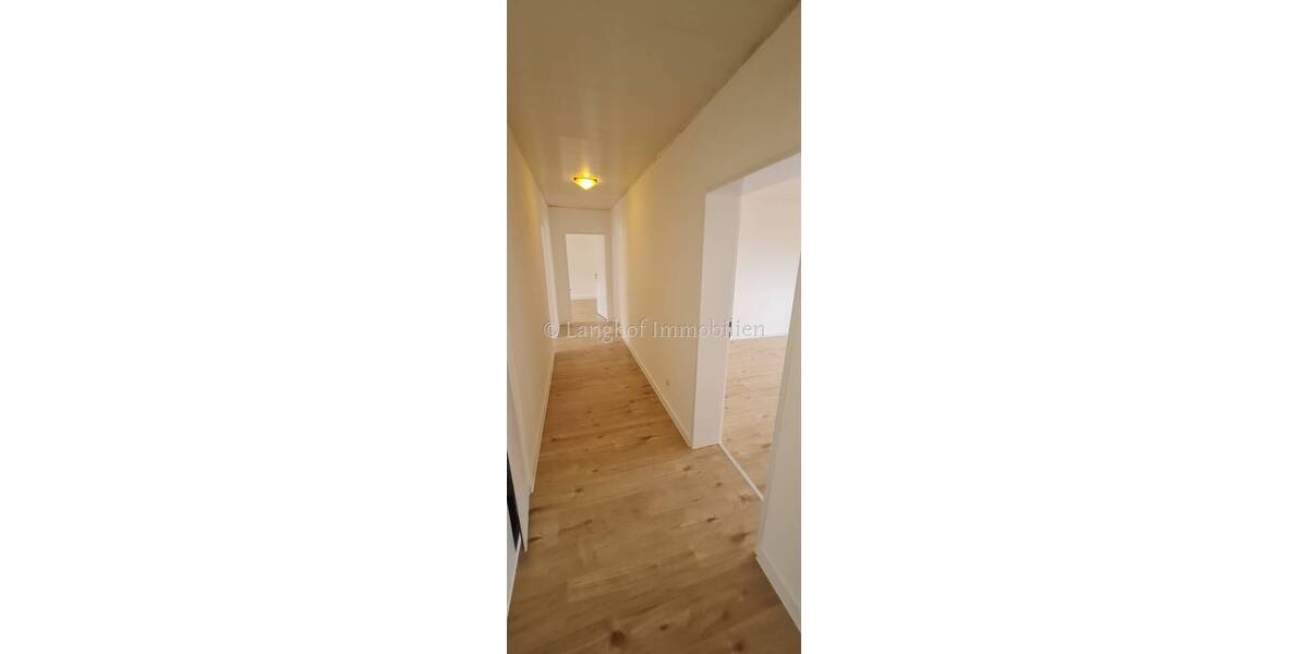 Etagenwohnung Nürnberg St Johannis - 4 Zimmer, 108 m&sup2;, 1.080&euro; | Angebot:26930313