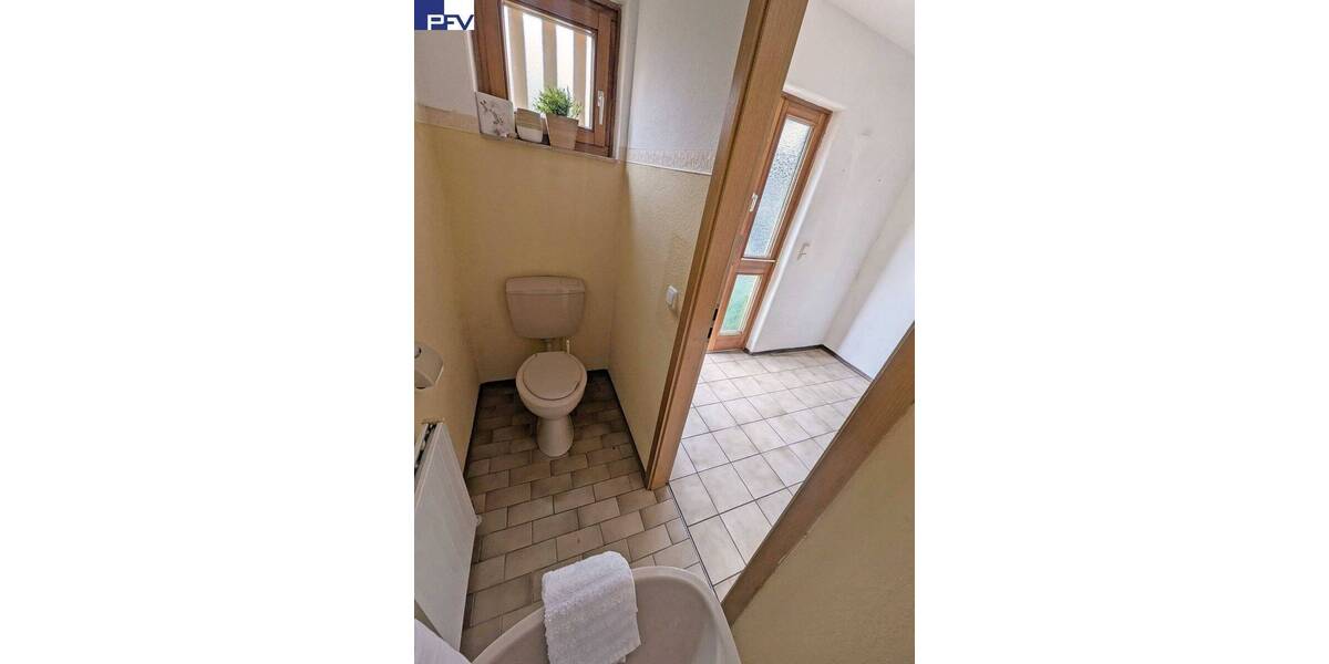 Mehrfamilienhaus, Wohnhaus Nürnberg Langwasser - 7 Zimmer, 166 m&sup2;, 549.000&euro; | Angebot:26242982