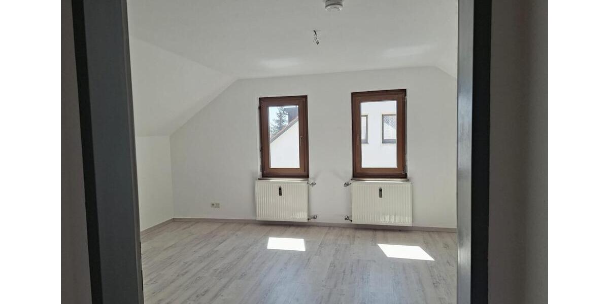 Dachgeschoßwohnung Erlangen Alterlangen - 2 Zimmer, 50 m&sup2;, 640&euro; | Angebot:26285846