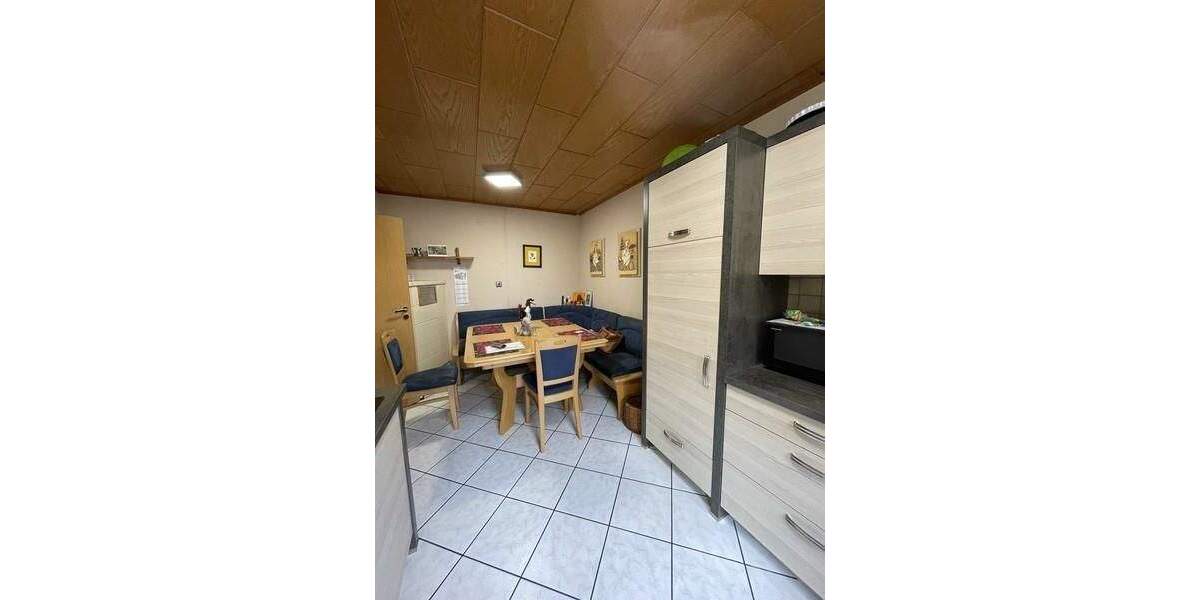 Mehrfamilienhaus, Wohnhaus Fürth Oberfürberg - 5 Zimmer, 107 m&sup2;, 334.000&euro; | Angebot:25743110