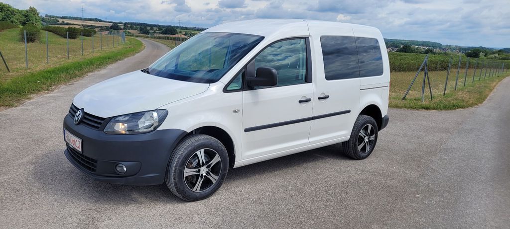 VW Caddy 228.000 km 7.300 &euro; Veitsbronn 90587