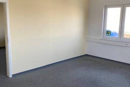 Gewerbeobjekt Nürnberg Röthenbach bei St Wolfgang - 2.750&euro; | Angebot:26563829