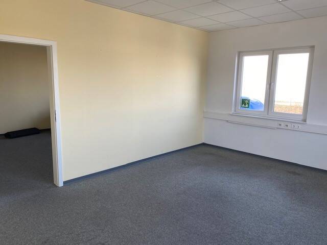 Gewerbeobjekt Nürnberg Röthenbach bei St Wolfgang - 2.750&euro; | Angebot:26563829