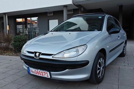 Peugeot 206 76.000 km 2.000 &euro; Nürnberg 90439