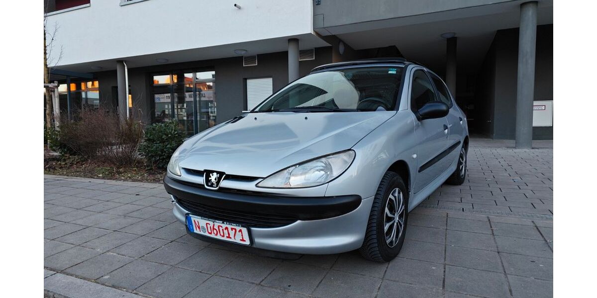 Peugeot 206 76.000 km 2.000 &euro; Nürnberg 90439