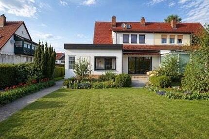 Haus Nürnberg Altenfurt - 6 Zimmer, 134 m&sup2;, 1.900&euro; | Angebot:26237531