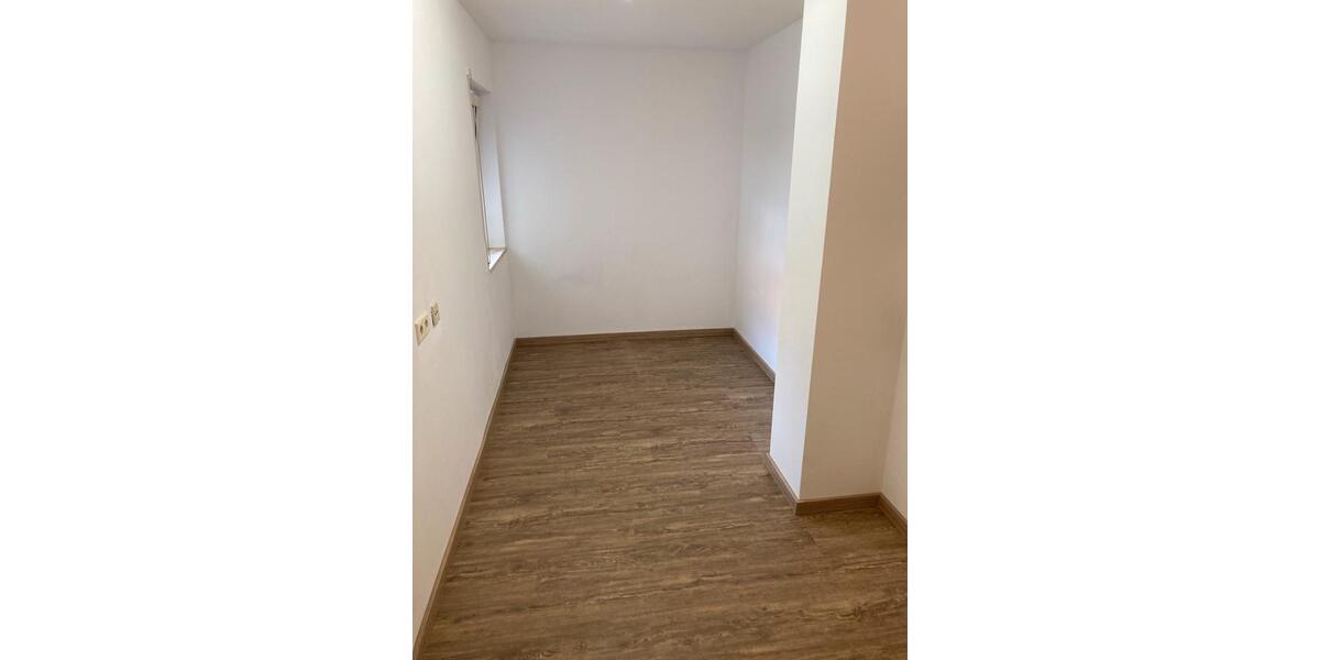 Erdgeschoßwohnung Abenberg - 1 Zimmer, 13 m&sup2;, 310&euro; | Angebot:26681528