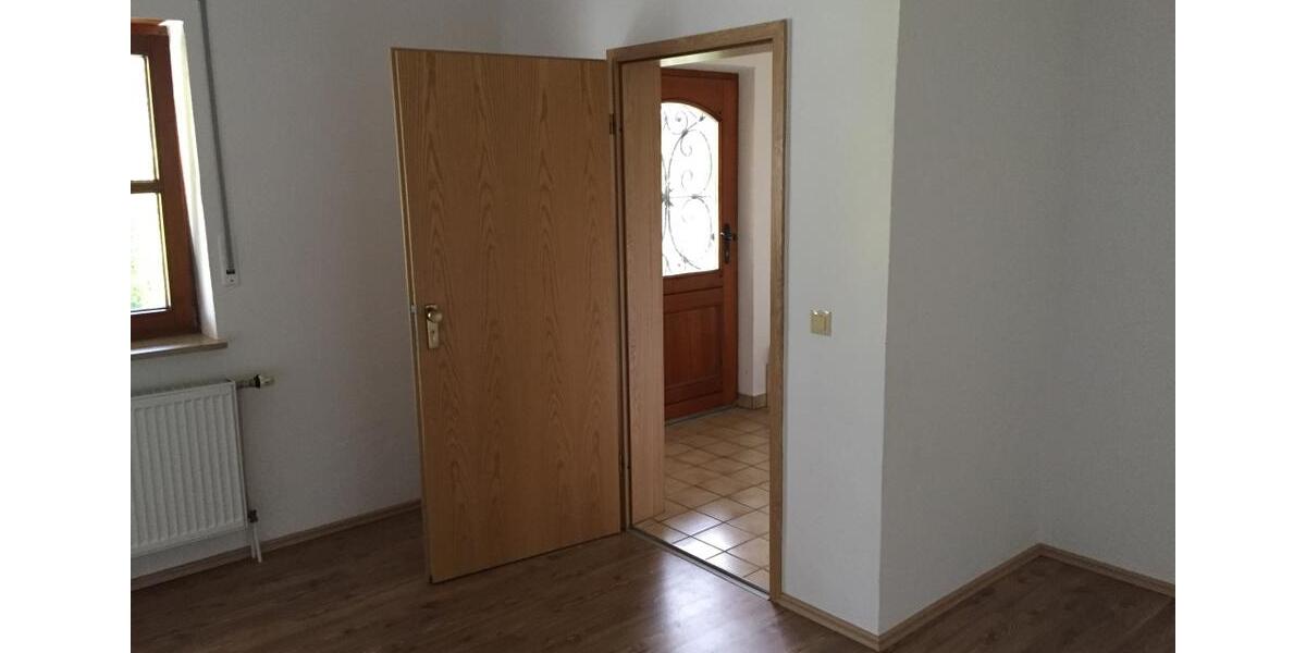Erdgeschoßwohnung Weisendorf - 1 Zimmer, 35 m&sup2;, 420&euro; | Angebot:26662086