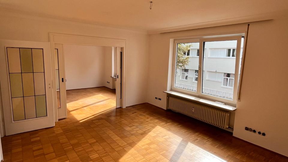 Etagenwohnung Nürnberg Sankt Leonhard - 4 Zimmer, 80 m&sup2;, 720&euro; | Angebot:27609555
