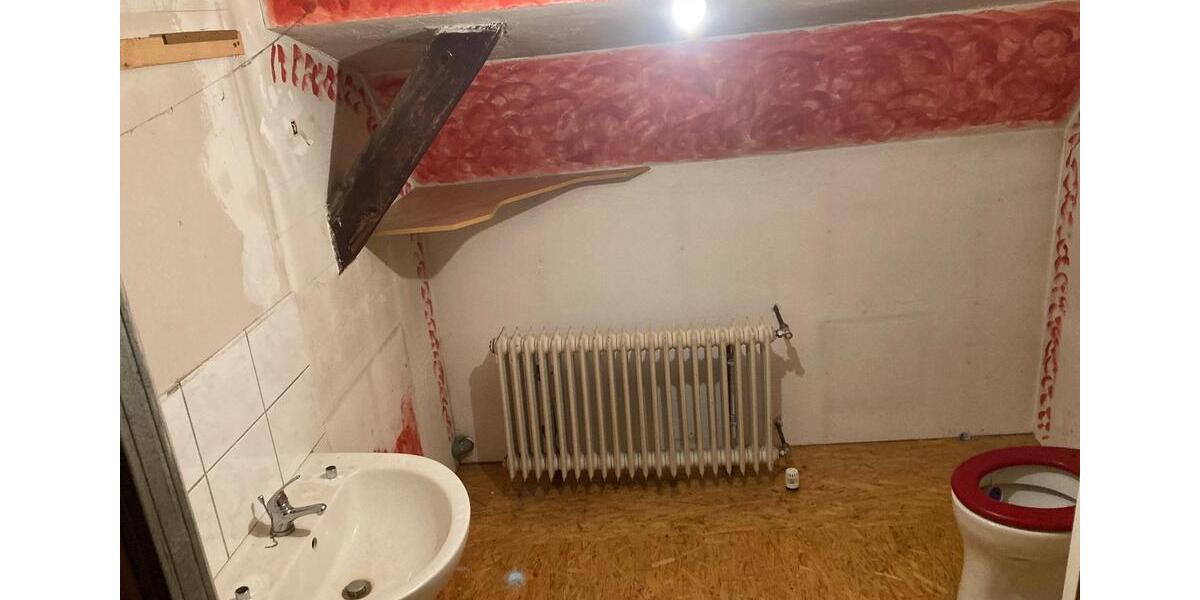 Einfamilienhaus Neuendettelsau - 9 Zimmer, 114 m&sup2;, 330&euro; | Angebot:24716072