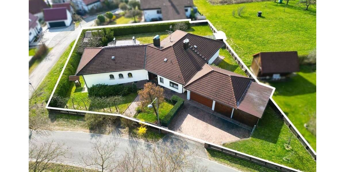 Mehrfamilienhaus, Wohnhaus Röthenbach an der Pegnitz Haimendorf - 9 Zimmer, 381 m&sup2;, 949.000&euro; | Angebot:26230052