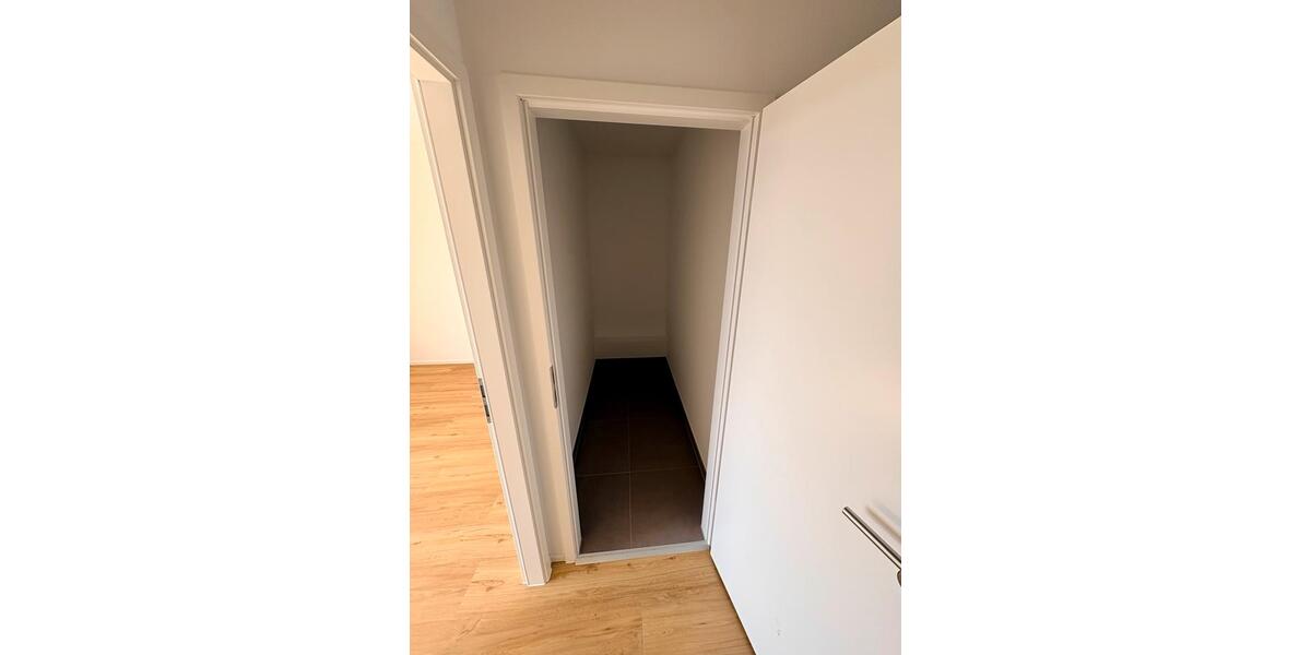 Reihenhaus Stein - 5 Zimmer, 145 m&sup2;, 2.300&euro; | Angebot:27614454