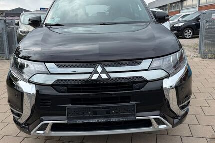 Mitsubishi Outlander 93.511 km 17.900 &euro; Fürth 90763