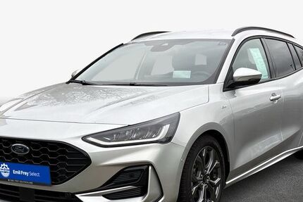 Ford Focus 30.039 km 25.490 € Schwabach 91126