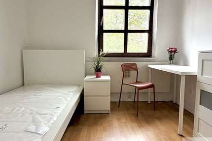 Zimmer Erlangen Buckenhofer Siedlung - 1 Zimmer, 530&euro; | Angebot:27522921