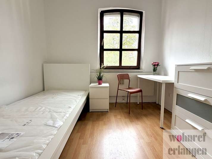 Zimmer Erlangen Buckenhofer Siedlung - 1 Zimmer, 530&euro; | Angebot:27522921