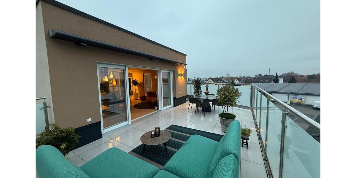 Exklusives Penthouse über den Dächern von Nürnberg-Schniegling 2 zimmer