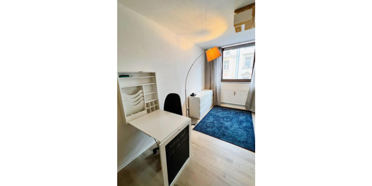 1-Zimmer Wohnung im 4.OG in Erlangen Zentrum zimmer