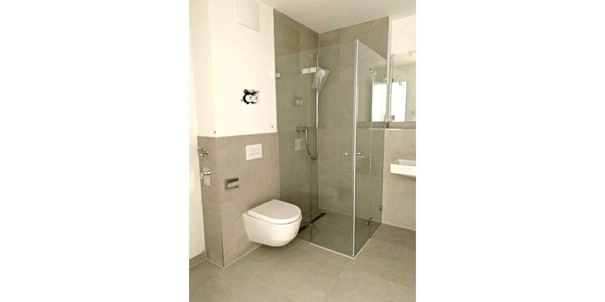 Etagenwohnung Nürnberg Schweinau - 3 Zimmer, 75 m&sup2;, 1.455&euro; | Angebot:25734913