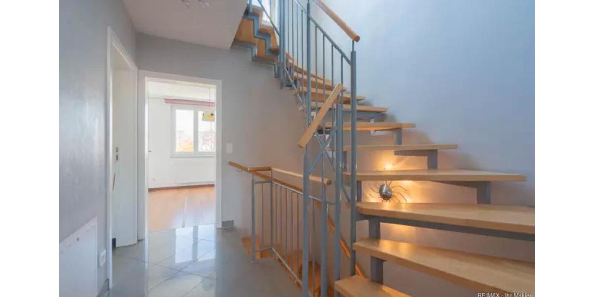 Reihenhaus Burgthann - 6 Zimmer, 132 m&sup2;, 659.000&euro; | Angebot:25859943