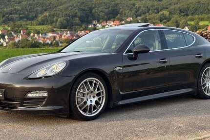 Porsche Panamera 125.000 km 26.990 &euro; Forchheim 91301