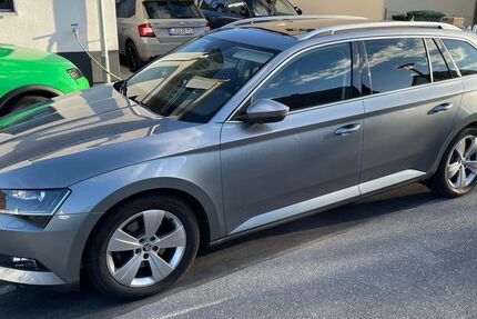 Skoda Superb 105.000 km 19.999 € Schwaig 90571