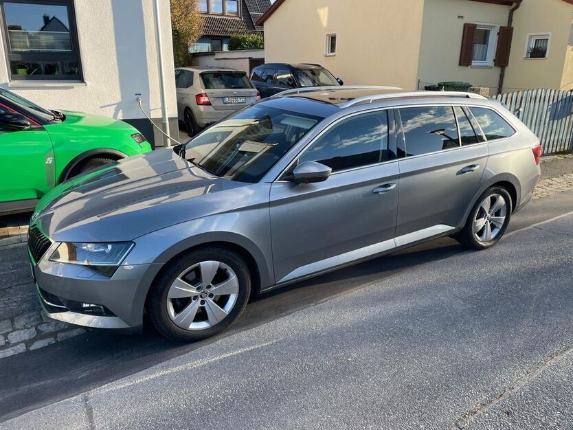 Skoda Superb 105.000 km 19.999 € Schwaig 90571