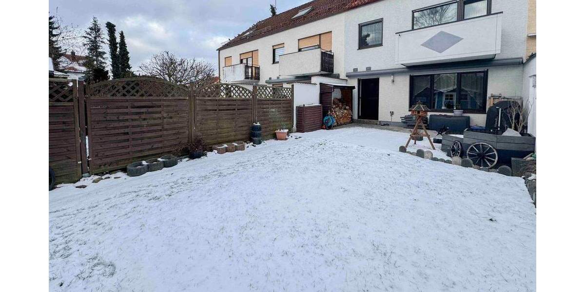 Platz für die ganze Familie - gepflegtes Reihenmittelhaus mit 6 Zimmern 6 zimmer