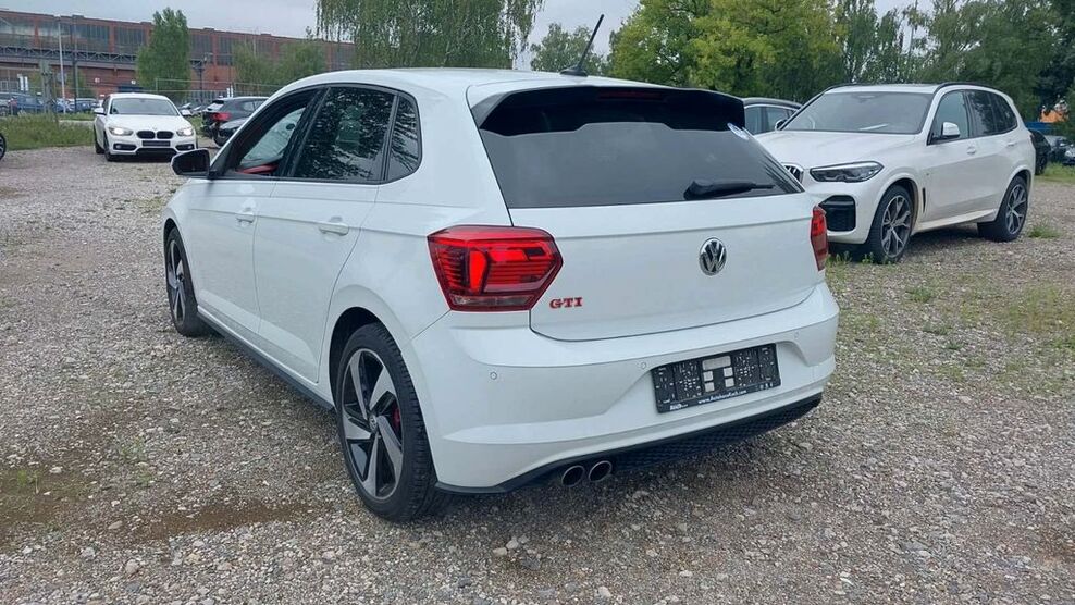 VW Polo 82.000 km 18.500 € Nürnberg 90441