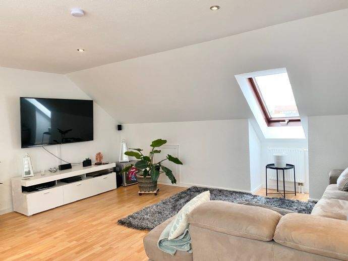 Etagenwohnung Fürth Weikershof - 3 Zimmer, 92 m&sup2;, 990&euro; | Angebot:26796666