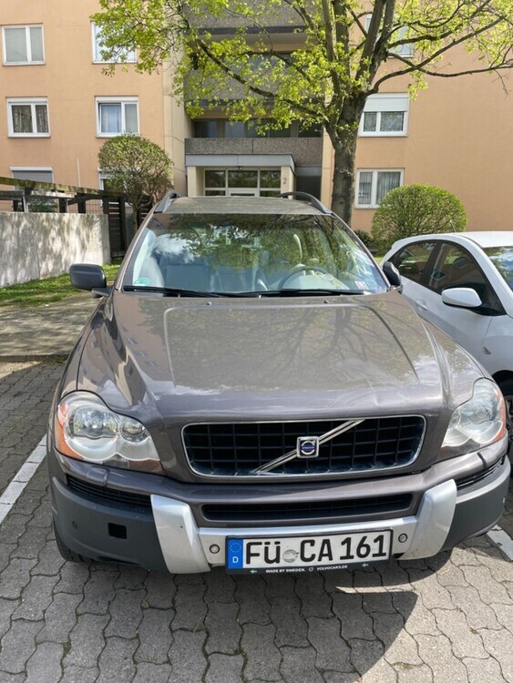 Volvo XC90 274.050 km 4.680 € Fürth 90744